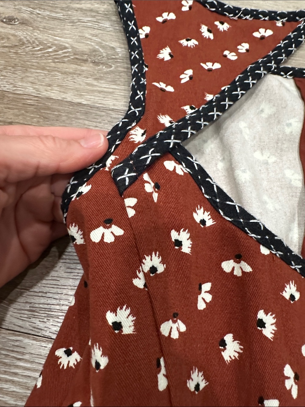 Anthropologie Rust Midi Dress with White Floral Print and Black Trim - Picture 14 of 16
